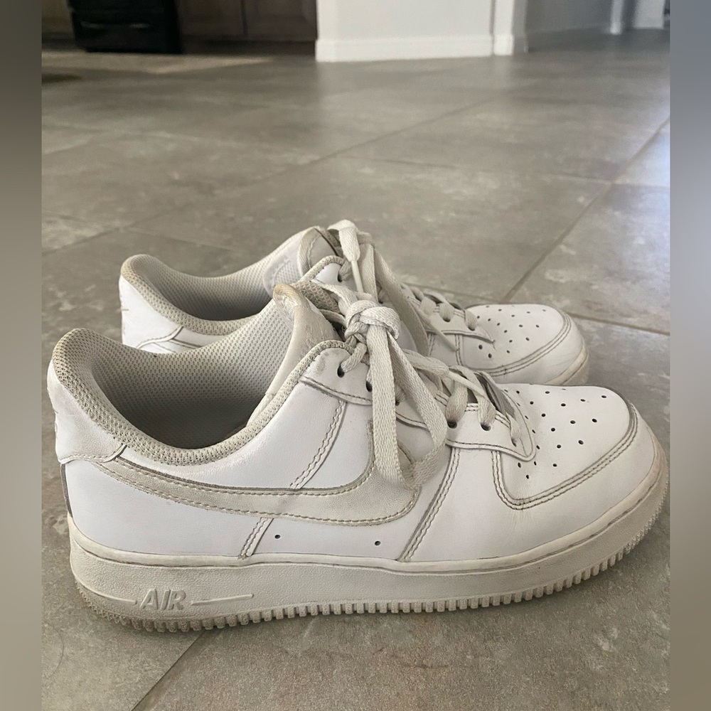 Nike AirForce Ones White - 7.5 Women’s